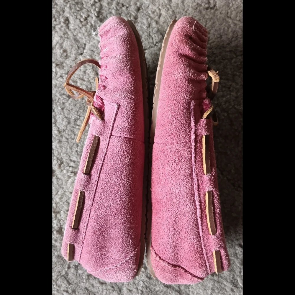 🩷 Minnetonka Girls Pink Leather Moccasins Slip On Faux Fur 1 Kids